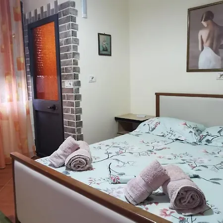 Lovely 12345 דירה *