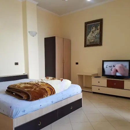 Lovely 12345 דירה *